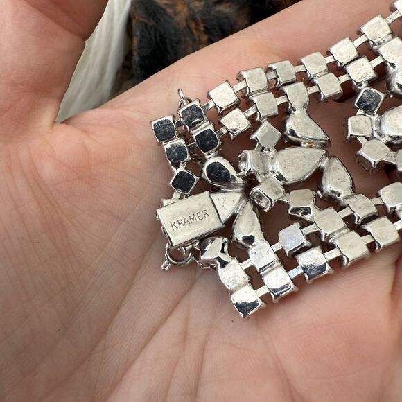 Vintage Kramer Wide Bracelet 7" Clear Pear Rhinestone Cluster Wedding Formal - Picture 5 of 10